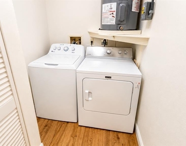 1624 Whitehead Drive - Photo Thumbnail 18