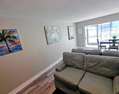 2566 Gary Circle - Photo Thumbnail 4