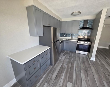 2566 Gary Circle - Photo Thumbnail 34
