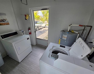 2566 Gary Circle - Photo Thumbnail 36