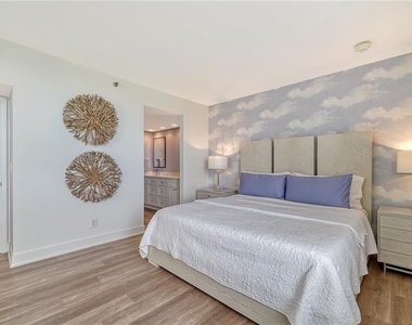 1930 Harbourside Drive - Photo Thumbnail 13