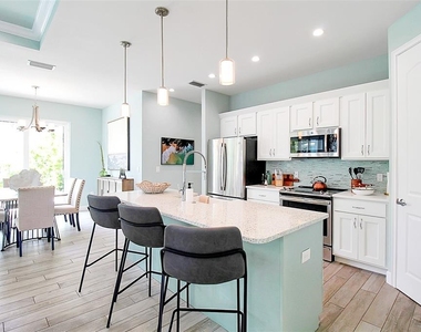 14550 Schofield Road - Photo Thumbnail 5