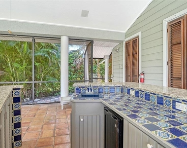 4935 Riverwood Avenue - Photo Thumbnail 51