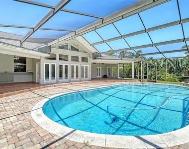 4935 Riverwood Avenue - Photo Thumbnail 48