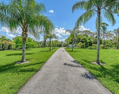 4935 Riverwood Avenue - Photo Thumbnail 3