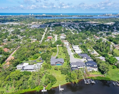 4935 Riverwood Avenue - Photo Thumbnail 14