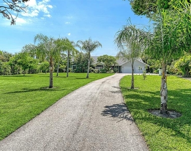 4935 Riverwood Avenue - Photo Thumbnail 4