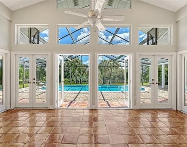 4935 Riverwood Avenue - Photo Thumbnail 13