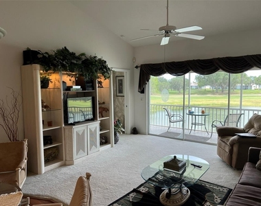 6632 Pineview Terrace - Photo Thumbnail 2