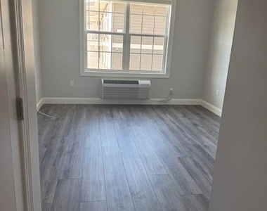 404 Circle Drive - Photo Thumbnail 27