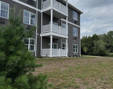 404 Circle Drive - Photo Thumbnail 39