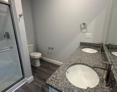 404 Circle Drive - Photo Thumbnail 20