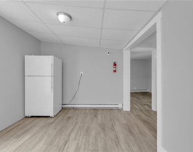 149 W Ridge Street - Photo Thumbnail 2