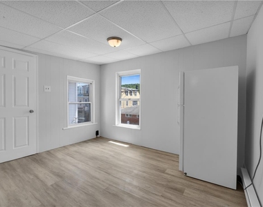 149 W Ridge Street - Photo Thumbnail 1