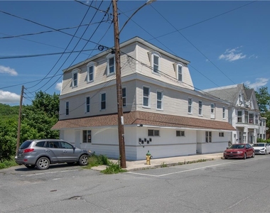 149 W Ridge Street - Photo Thumbnail 11