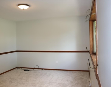 3500 Lafayette Drive - Photo Thumbnail 9