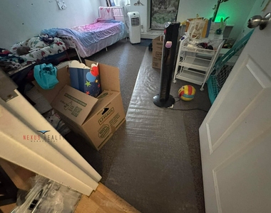 35-4 28th Avenue - Photo Thumbnail 8