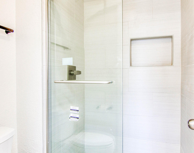 6621 Amposta Drive - Photo Thumbnail 7