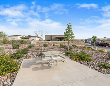 12729 Methley Avenue - Photo Thumbnail 60