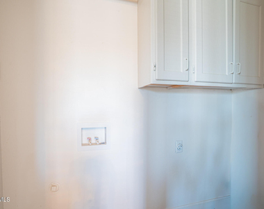 204 Balboa Road - Photo Thumbnail 4