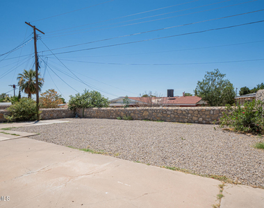 204 Balboa Road - Photo Thumbnail 21