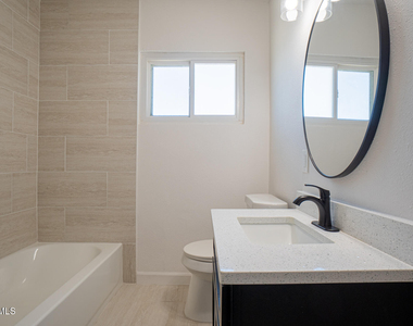 204 Balboa Road - Photo Thumbnail 13