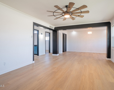 204 Balboa Road - Photo Thumbnail 19