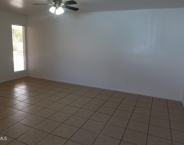 3827 Olympic Avenue - Photo Thumbnail 3