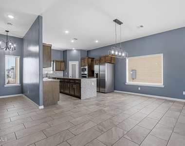 2300 Sammy Cervantes Street - Photo Thumbnail 14