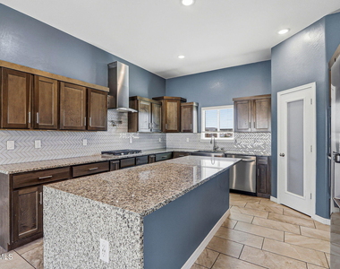 2300 Sammy Cervantes Street - Photo Thumbnail 11