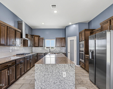 2300 Sammy Cervantes Street - Photo Thumbnail 10