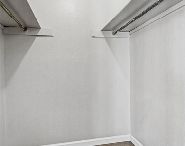 10604 Springwood Drive - Photo Thumbnail 20