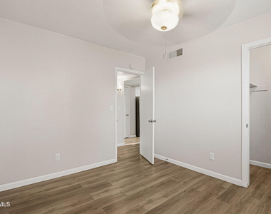 10604 Springwood Drive - Photo Thumbnail 16