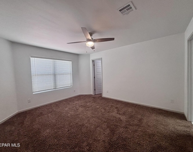 13817 Sky Ranger Avenue - Photo Thumbnail 11