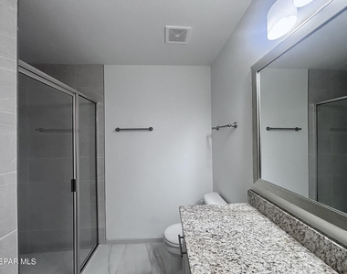 13817 Sky Ranger Avenue - Photo Thumbnail 14