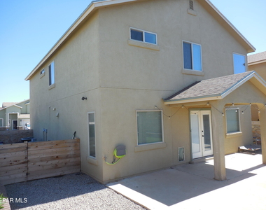 7045 Eagle Nest Court - Photo Thumbnail 8