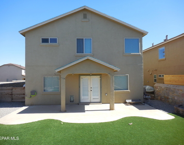 7045 Eagle Nest Court - Photo Thumbnail 5