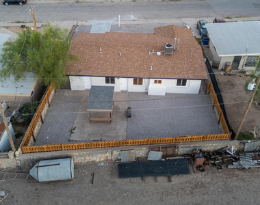 513 Gilmore Way - Photo Thumbnail 28
