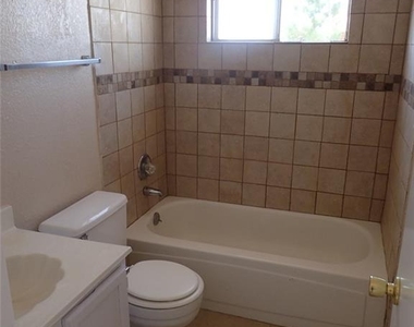 11500 Bob Mitchell Drive - Photo Thumbnail 17