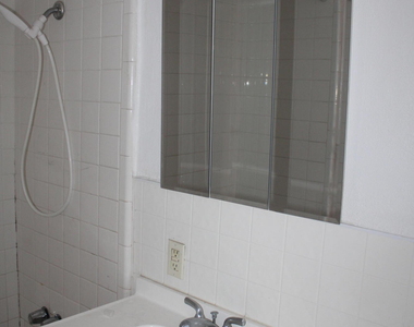 3221 Monroe Avenue - Photo Thumbnail 16