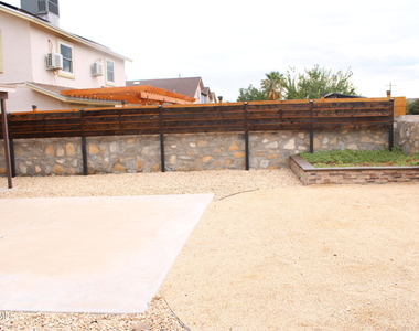 14313 Island Point Drive - Photo Thumbnail 24