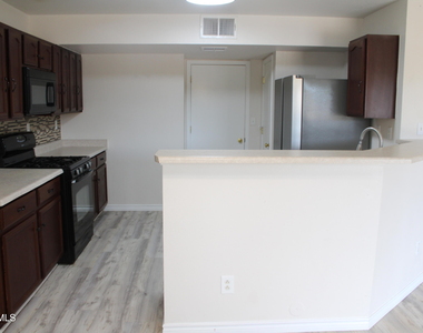 14313 Island Point Drive - Photo Thumbnail 4
