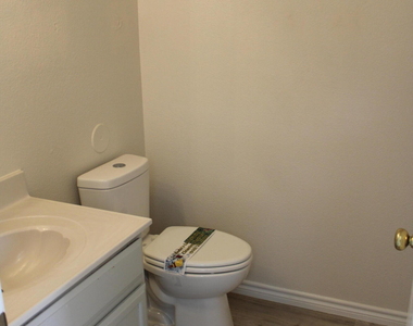 14313 Island Point Drive - Photo Thumbnail 7