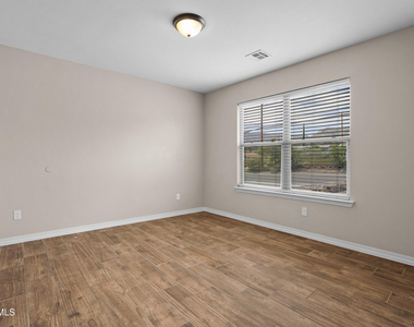 8804 Eclipse Street - Photo Thumbnail 17