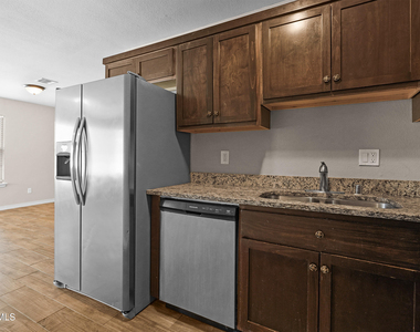 8804 Eclipse Street - Photo Thumbnail 13