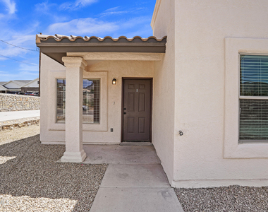 8804 Eclipse Street - Photo Thumbnail 3