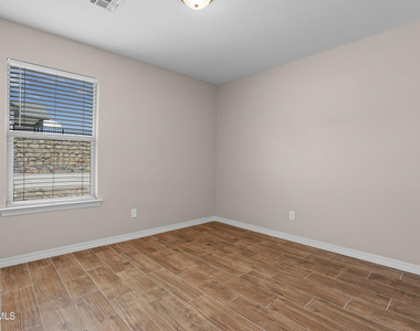 8804 Eclipse Street - Photo Thumbnail 21