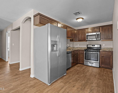 8804 Eclipse Street - Photo Thumbnail 10