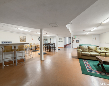 1700 Broadbridge Avenue - Photo Thumbnail 13
