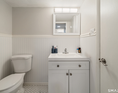 1700 Broadbridge Avenue - Photo Thumbnail 10